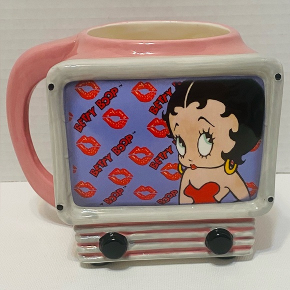 Betty Boop Other - Betty‎ Boop Pink TV Collector Mug***RETIRED